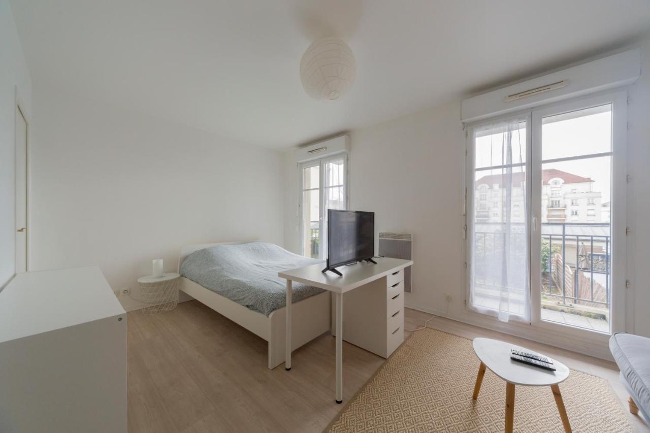 Paris-Disney - Studio 1 Min Gare Bussy-Saint-Georges Luaran gambar